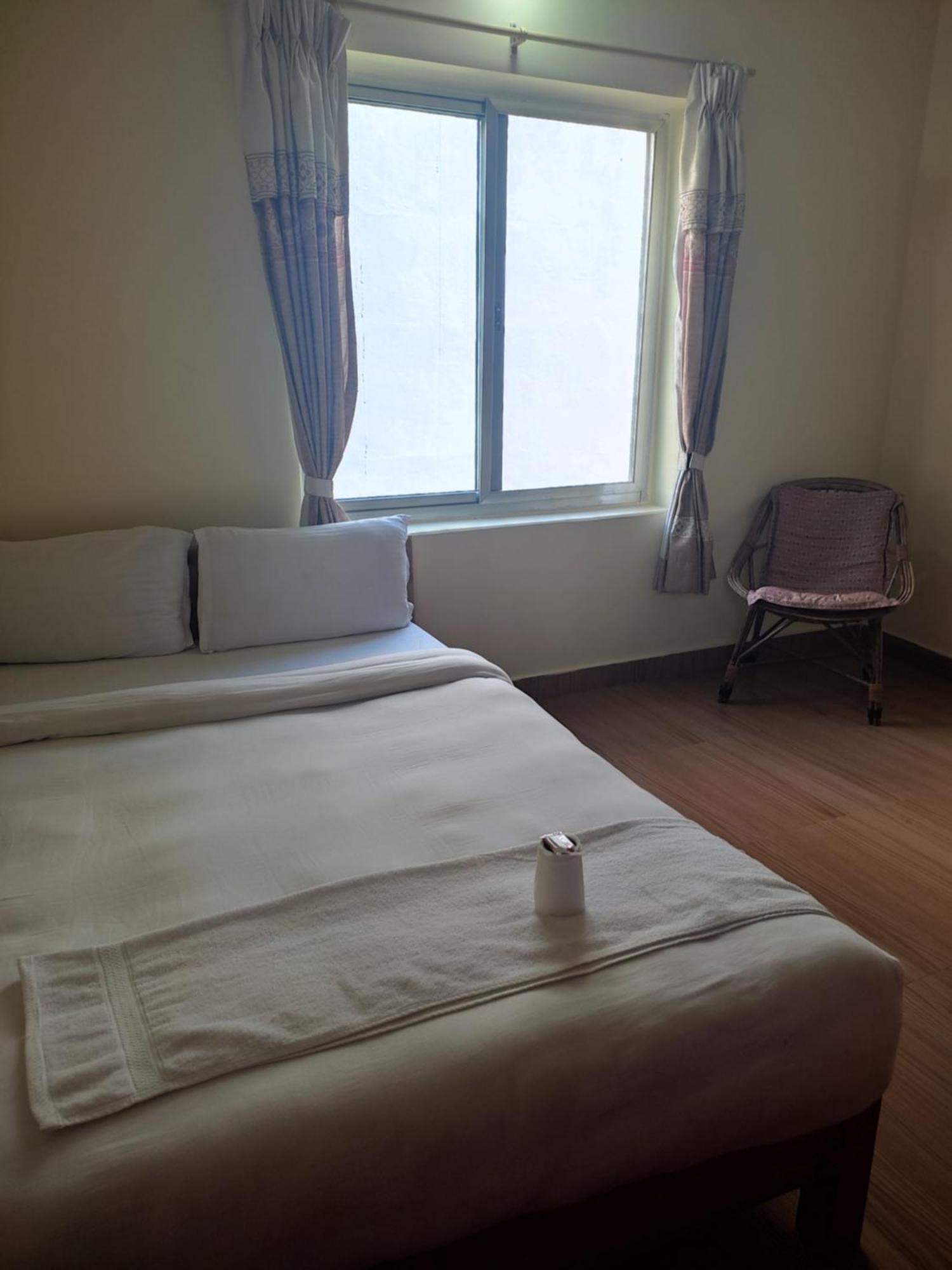 Hotel Green Hill View Похара Екстериор снимка