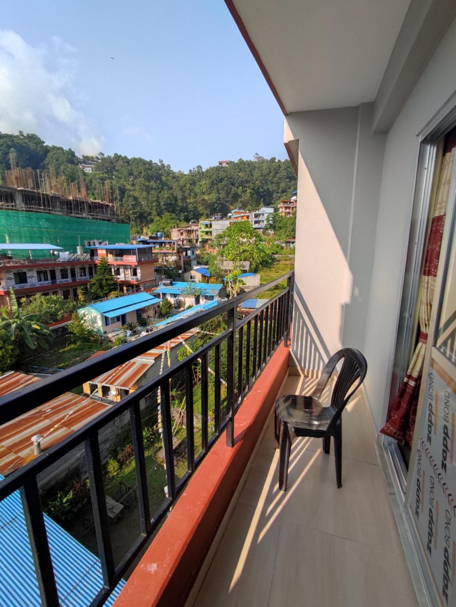 Hotel Green Hill View Похара Стая снимка